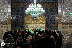 حال و هوای حرم مطهر رضوی در روز ولادت پیامبر اکرم (ص) و امام جعفر صادق علیه&zwnj;السلام