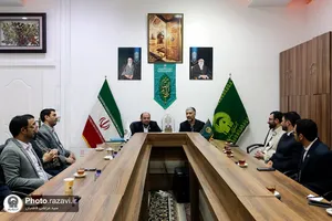 اهدا نشان طیب به مهمانسرای غدیر