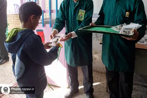 حضور خدام حرم مطهر رضوی در مدرسه امام جواد علیه&zwnj;السلام