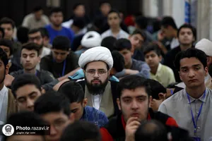 حضور حجت&zwnj;الاسلام پناهیان در جمع معتکفین نوجوان