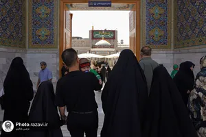 آیین معنوی &laquo;شیرخوارگان حسینی&raquo; در حرم مطهر رضوی