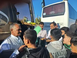 اعزام ۸۰ دانش آموز مددجوی کرمانی به مشهد مقدس