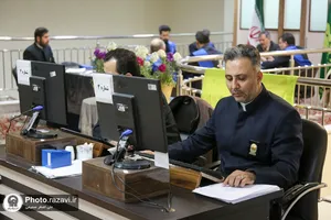 خدمت افکار سنجی در حرم مطهر رضوی