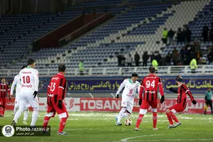 دیدار تیم منتخب فوتبال خراسان و تیم ملی ۱۹۹۸
