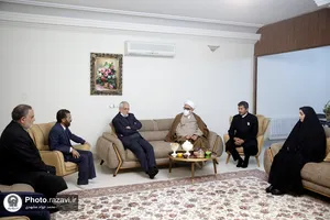 دیدار تولیت آستان قدس رضوی با دختران مرکز شکوه مهر