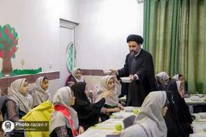 چهارشنبه&zwnj;های امام رضایی در مدرسه شهید قاسم سلیمانی