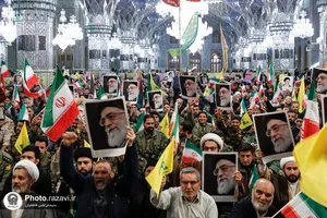گرامیداشت حماسه 9 دی در حرم مطهر رضوی