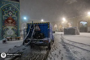 بارش برف پاییزی در حرم مطهر رضوی