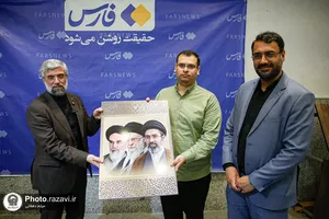 حضور مدیر عالی حرم مطهر امام رضا علیه&zwnj;السلام در دفتر رسانه&zwnj;های استان خراسان رضوی
