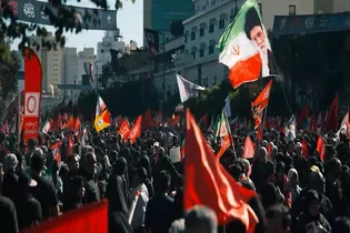 سیل خروشان عاشقان، برای بدرقه رهبر شهید تا حریم امام رئوف، تاریخ سازی کردند