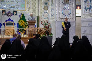 &laquo;قرار عاشقی&raquo; هنرمندان خراسان رضوی در حرم مطهر رضوی