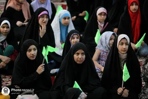 گردهمایی کودکان و نوجوانان جهان اسلام در حرم مطهر رضوی