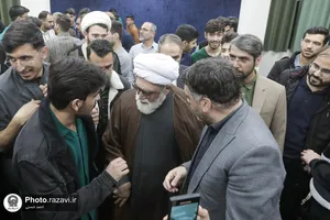 دیدار صمیمی تولیت آستان قدس رضوی با دانشجویان دانشگاه علوم پزشکی مشهد