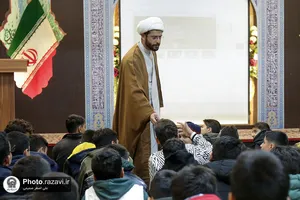 تشرف دانش آموزان استعداد درخشان مشهد به حرم مطهر رضوی