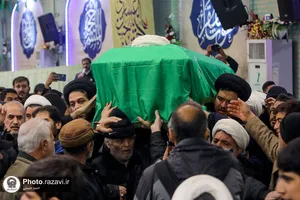 تشییع پیکر آیت&zwnj;الله امامی کاشانی در حرم مطهر رضوی