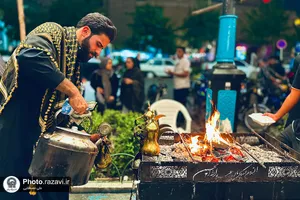 خدمت&zwnj;رسانی مواکب اطراف حرم مطهر رضوی در دهه آخر صفر -1