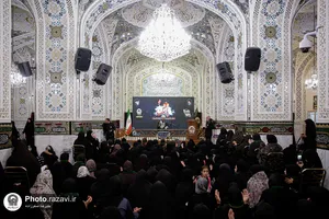 تشرف کاروان زائرین پیاده نیشابور به حرم مطهر رضوی