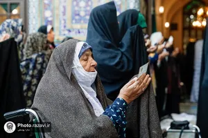 اقامه نماز عید سعید قربان در حرم مطهر رضوی-١