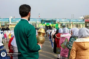 توزیع صبحانه در مدارس حاشیه شهر مشهد