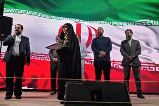 جوایز چهره انقلاب اسلامی خراسان رضوی در سال‌های ۱۴۰۴ و ۱۴۰۳ اهداء شد