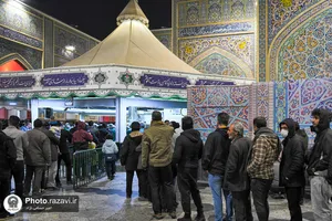 پذیرایی از زائران بارگاه منور رضوی در چایخانه حرم مطهر