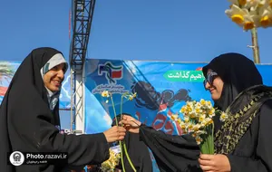 حضور خدام حرم مطهر رضوی در مزار شهدای هویزه