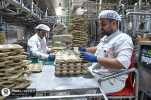 بازدید کارکنان آستان قدس از مجتمع لبنی رضوی