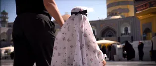 نماهنگ بابا یه گوشه خواب بودم خیلى آروم