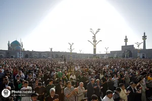 اقامه نماز عید سعید فطر در حرم مطهر رضوی - 2