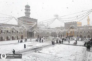 بارش برف در حرم مطهر رضوی-2