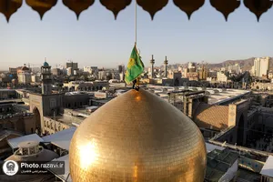 آیین تعویض پرچم حرم امام رضا علیه&zwnj;السلام در آستانه ماه ربیع الاول