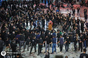 عزاداری سنتی شب هشتم محرم در &laquo;حسینیه حرم&raquo;