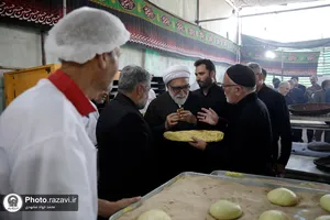 بازدید تولیت آستان قدس رضوی از موکب های خدمت رسان به زائرین پیاده حضرت رضا علیه السلام