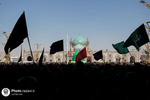 اجتماع عظیم عزاداران امام رضا علیه السلام در حرم مطهر رضوی