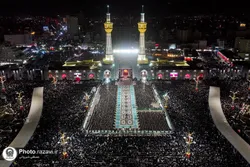 آیین سنتی خطبه‌خوانی شب شهادت امام رضا(ع) در حرم مطهر رضوی برگزار شد