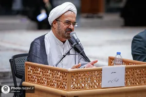 جلسه دفاع از پایان&zwnj;نامه در حرم مطهر رضوی