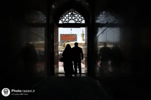 نصب کتیبه&zwnj;های ولادت پیامبر اکرم در حرم مطهر رضوی
