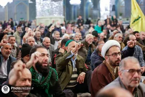 اجتماع مردمی &laquo;بیعت با نصرالله&raquo; در حرم مطهر رضوی