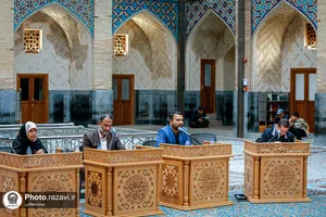 جلسه دفاع از پایان&zwnj;نامه در حرم مطهر رضوی