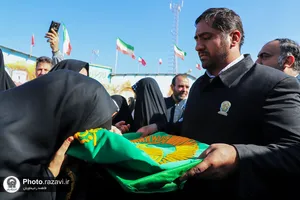 حضور خدام حرم مطهر رضوی در مزار شهدای هویزه