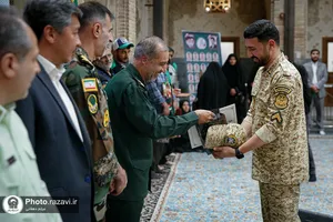 بزرگداشت مقام سرباز در حرم مطهر رضوی 