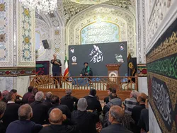در حریم ملکوتی امام رضا (ع) که پناهگاه دل‌های شکسته و بی پناهان است، محفلی متفاوت برپا شد.
