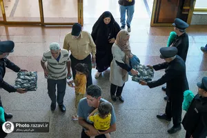 استقبال از زائرین دهه آخر صفر در فرودگاه مشهد