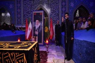 شعر خوانی آقای محمد رسولی در جوار مرقد مطهر #رهبر_شهید