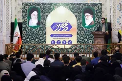 تشرف دانشجویان ممتاز علمی دانشگاه‌های سراسر کشور به حرم مطهر رضوی