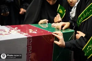 تشییع پیکر شهدای گمنام دفاع مقدس در مدارس امام رضا(ع)