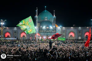 مراسم عزاداری شام غریبان حضرت رسول(ص) و امام حسن مجتبی(ع) در حرم مطهر رضوی