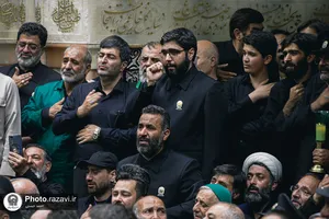 طواف پیکر رهبر شهید