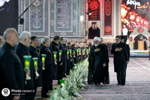 آیین خطبه&zwnj;خوانی شب شهادت امام رضا علیه&zwnj;السلام در حرم مطهر رضوی
