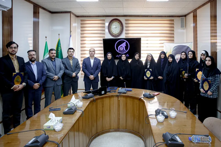 تقدیر از افتخار آفرینان المپیادی دانشگاه بین‌المللی امام رضا علیه‌السلام